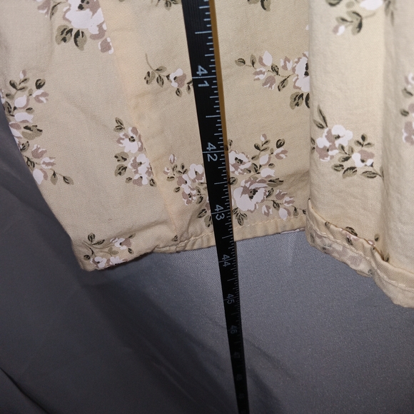 DIVIDED H&M Tie Shoulder Yellow Floral Smocked Sundress Womens Size M - Picture 12 of 14